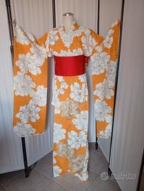 kimono Furisode giapponese antico in seta 