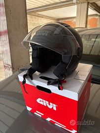 Casco givi