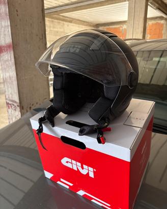 Casco givi