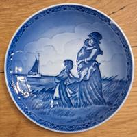 1989 Royal Copenhagen 1st Ed Motherhood Series