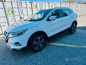 Nissan Qashqai 1.3 DIG-T 140 CV Tekna