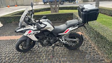 Benelli trk 502