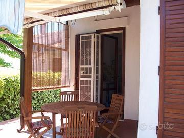 Lido delle Nazioni.Villetta piano terra e giardino