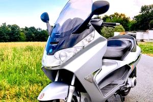 piaggio x8 200 km 25000 luccicante