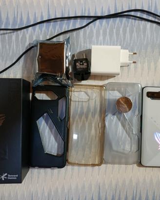 ASUS ROG PHONE 5  (Smartphone da gaming)