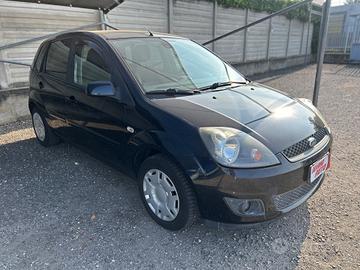 Ford Fiesta 1.2 16V 5p. Ghia