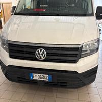 Furgone volkswagen crafter con pedana idraulica