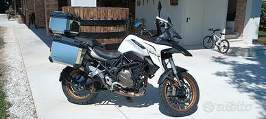 QJ Motor SRT 700 - 2024