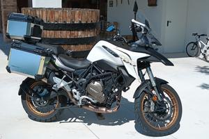 QJ Motor SRT 700 - 2024