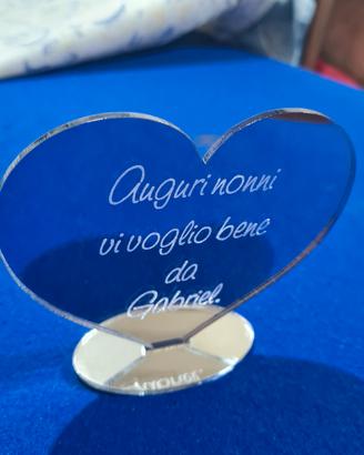 oggetto idea regalino a forma di cuore per nonni 