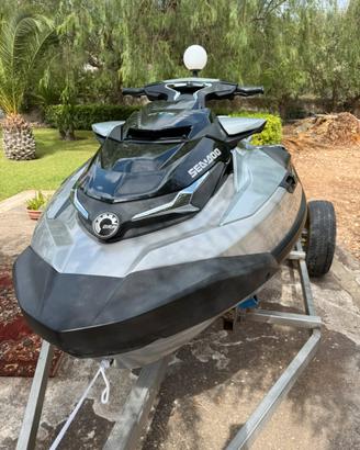 Moto d’acqua acqua scooter sea doo gtx 300 posti 3