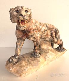 Grande Tigre Ruggente in Marmo Arabescato