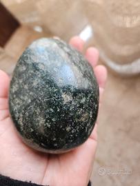 fermacarte in pietra naturale levigata 