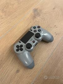 Controller PS4 Edizione limitata 20th anniversario