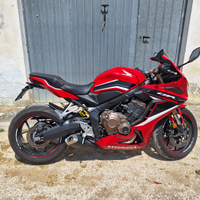 Honda cbr 650r-2021