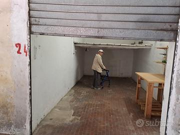 Box garage 24 metri quadri soppalcato