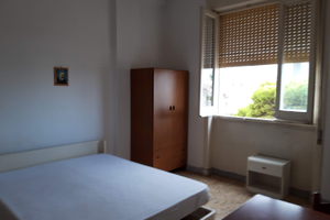 Lecce -Camera Singola Arredata in Appartamento