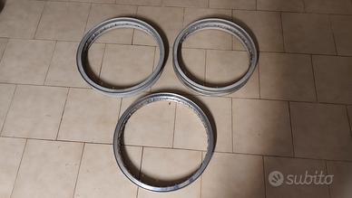 Cerchi alluminio Borrani 40 fori