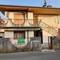 APPARTAMENTO TRICAMERE IN BIFAMILIARE