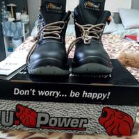 scarpe di lavoro nuovo