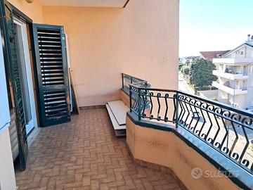 App 3 vani 1° piano 95 mq via Madonna delle Grazie