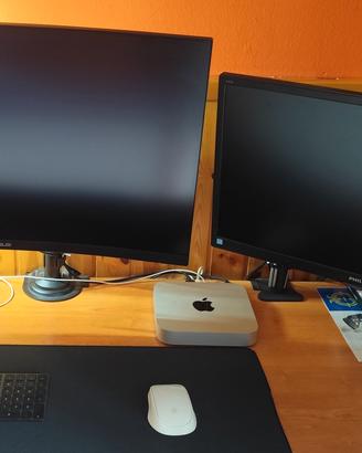 postazione completa Mac mini M2 con 2 monitor