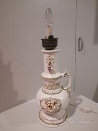 lampada decorata, in ceramica. Anni 60