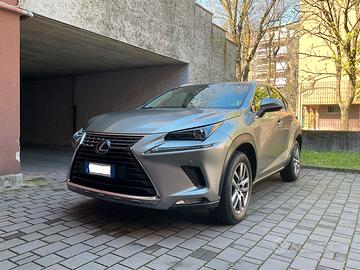 Lexus nx 300h hybrid executive 4wd 2018