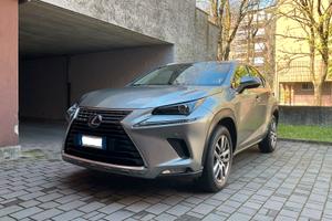 Lexus nx 300h hybrid executive 4wd 2018