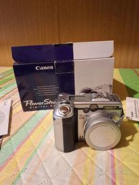Canon PowerShot G6 con accessori