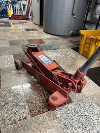 Cric auto sollevatore