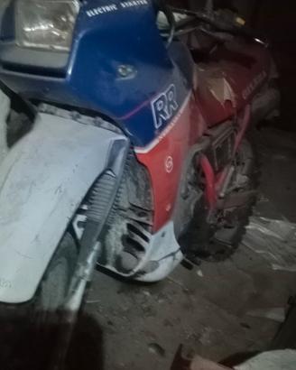 Moto enduro 