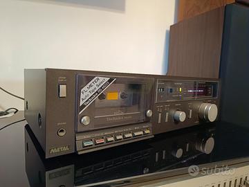 Technics RS-M225
Registratore a cassette stereo (1