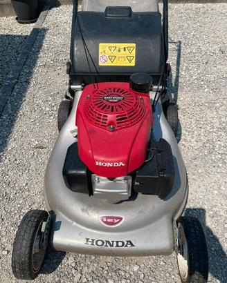 Tosaerba Honda