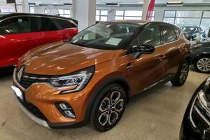 Renault Captur Plug-in Hybrid E-Tech 160 CV I...