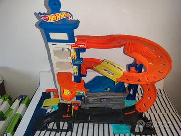 pista hot wheels squalo LEGGERE BENE