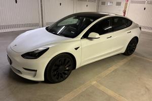 Tesla Model 3 Long Range AWD Performance
