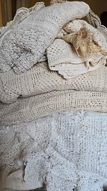 Tovaglie e coperte in pizzo