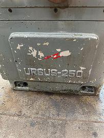 Tornio parallelo CMT Ursus 250