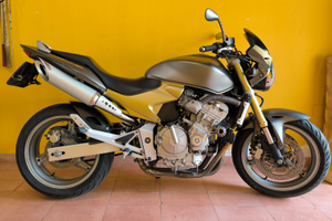 Honda hornet 600 DPM Race