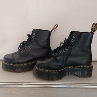 Dr. Martens di pelle nera