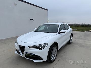 Alfa Romeo Stelvio 2.2 Turbodiesel 150 CV AT8 RWD 