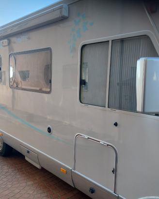 Motorhome ymer b684