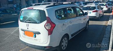 Dacia Lodgy 7 posti, aprile 2016
, 450000 km, 
