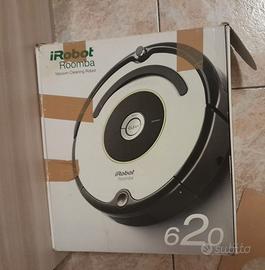 Robot aspirapolvere per la casa