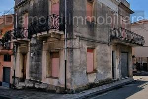 Casa semindipendente con garage a Mascali