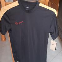 Maglia Nike sportiva