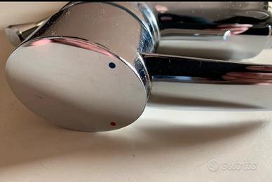 Miscelatore bidet elegante e robusto