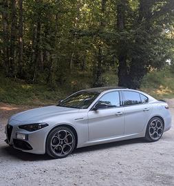 Alfa Romeo Giulia 2023 2.2 t Competizione Q4 210cv