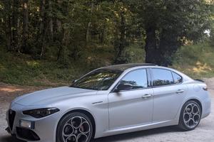 Alfa Romeo Giulia 2023 2.2 t Competizione Q4 210cv